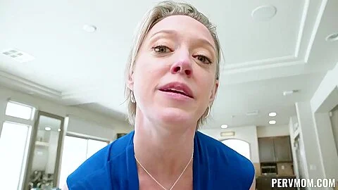 Dee Williams In Milf Stepmom Shaves Pussy And I Help Her