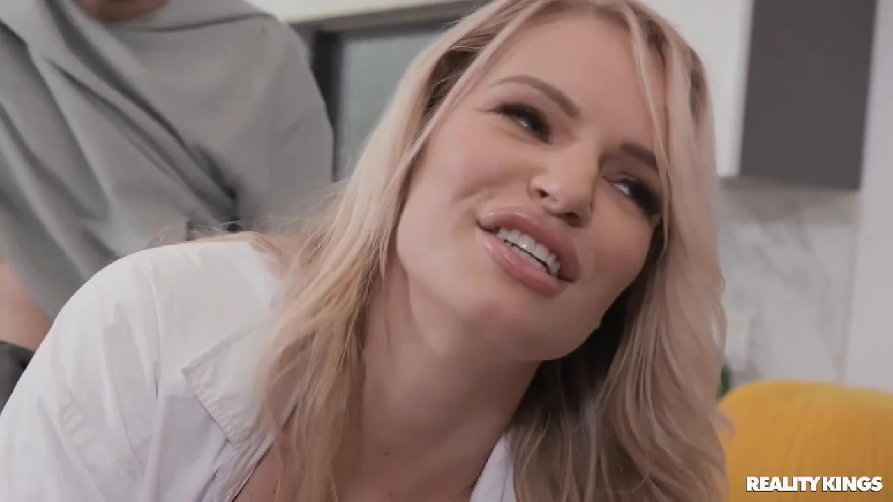 And Kylie Rocket Kinky Threesome Sex