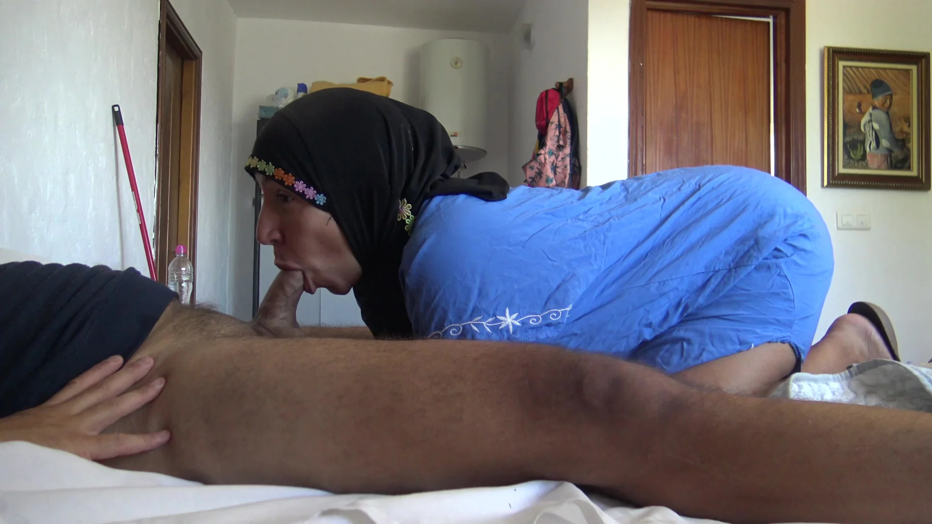 Arab Muslim Cleaning Maid Rimming For First Time