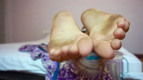 DIRTY FEET Foot Fetish FEMDOM Foot Dom EBONY SOLES Foot JOI