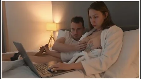 Stepmom Helps To Cum Stepson In Share Bed With Hand Job And Shaved Pussy, But Cant - Inked Girl