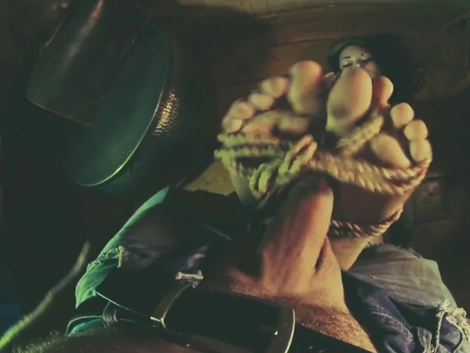 Bondage Dirty Soles Footjob from Goth Girl