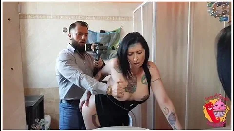 He Fucks Her In The Bathroom While She Puts On With Mia Khalifa, Tommy A Canaglia And Lady Muffin