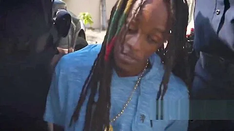 Artist gets busted while tagging up streets with gang signs by busty cops