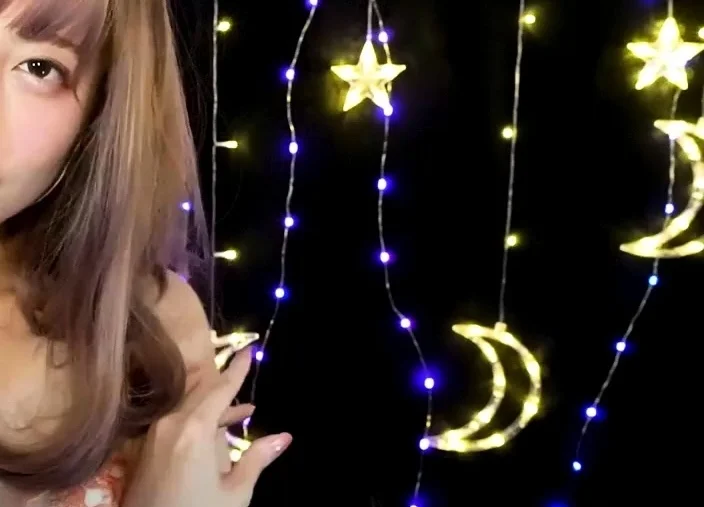 ASMR UuChan Patreon Dildo Sucking Video