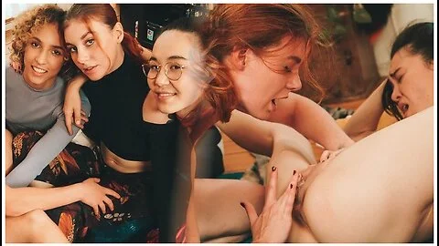 Hot & Steamy Amateur Foursome Pleasure Each Other Until They Squirt