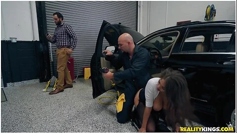 Sneaky Intercourse - My Mechanic Copulated My Milf 1