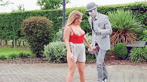 Booby Alessandra Jane seduces man and boned at the park