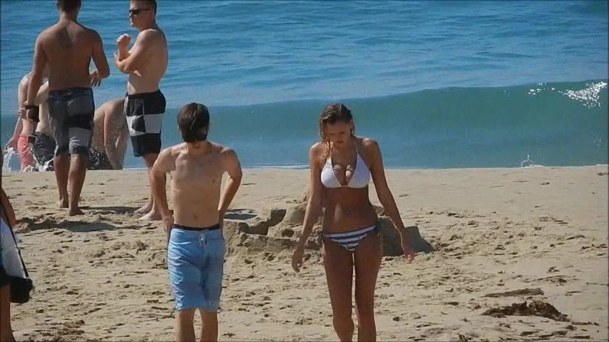 Hot Blonde Bikini teen 18+!