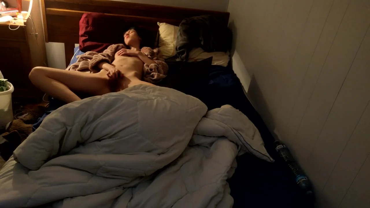 teen 18+ STEP-SISTER CAUGHT MASTURBATING ON