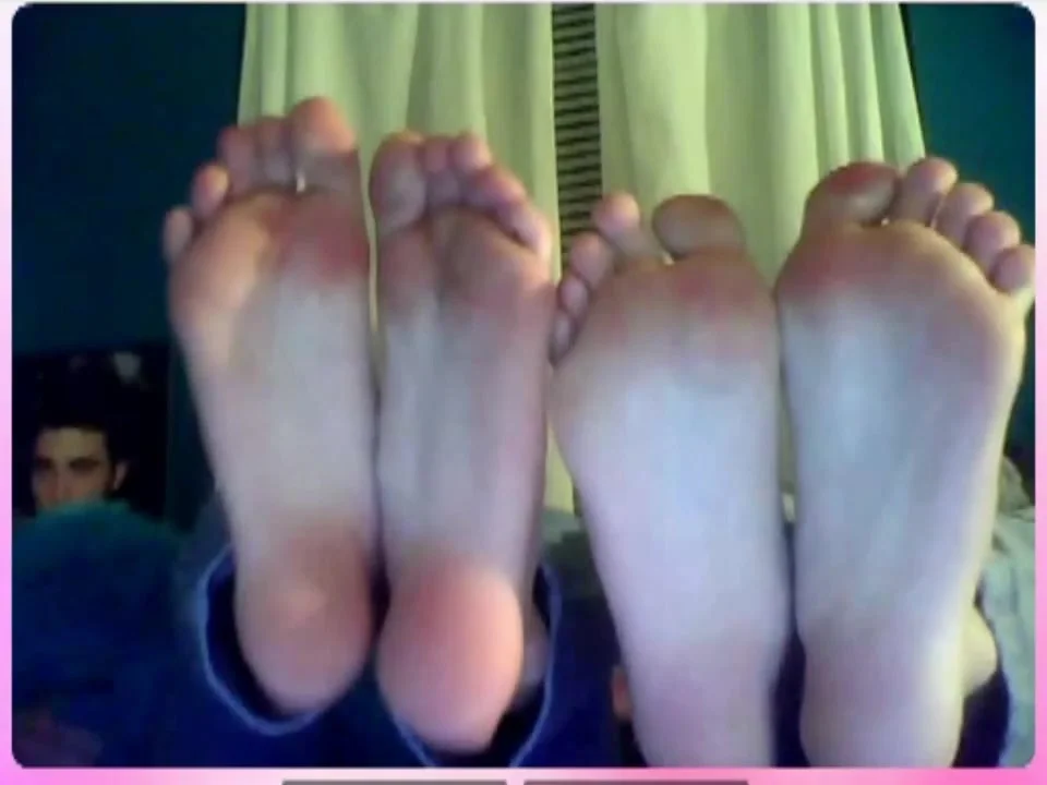 chatroulette girls feet 19