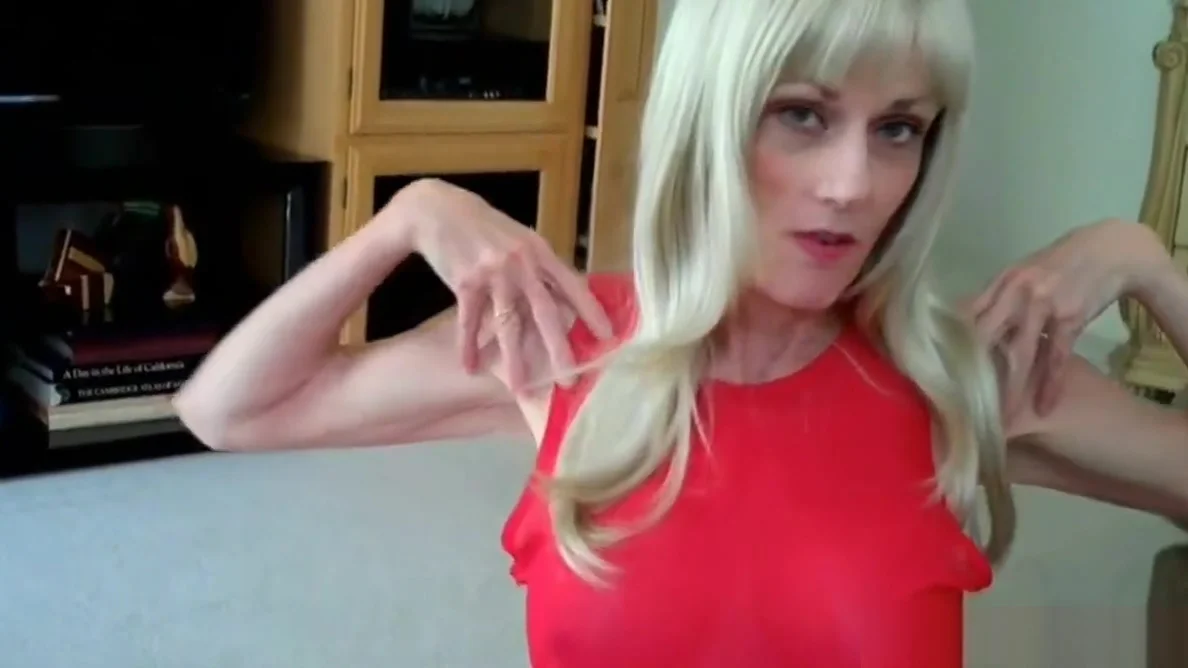 Horniest Amateur GILF Here