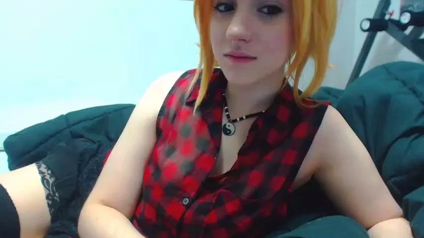 The Most Beautiful Redhead 19yo Teen Masturbating on Webcam