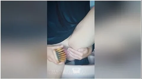 Egypt Hijab Girl Wants To Brush Hair But Fucks Her Creamy Pussy With Hair Brush