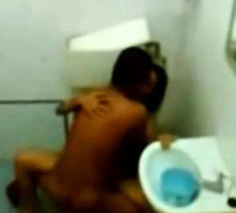Malay - Bathroom Sex