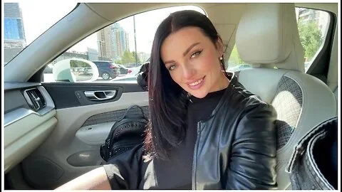 Passers-by Do Not Allow A Normal Blowjob In The Car With Luna Roulette