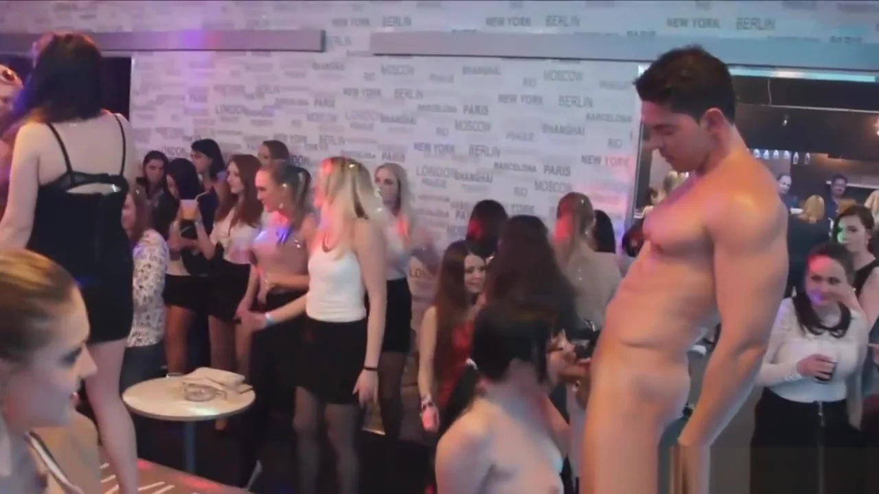 Horny Sluts Go Crazy For Cock At CFNM Party