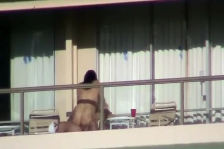 Incredible sex caught on a balcony