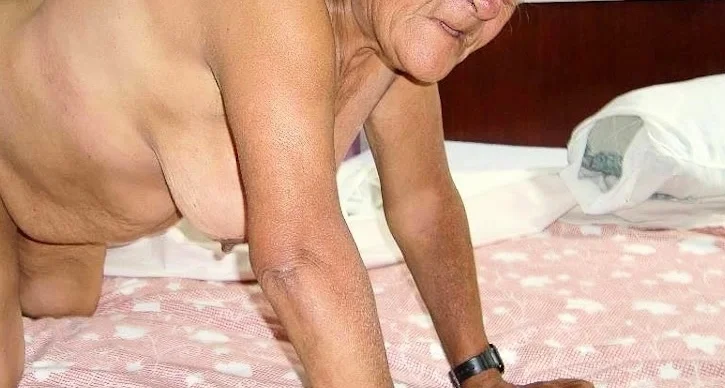 HELLOGRANNY Amateur Latin Mom Sex Pics
