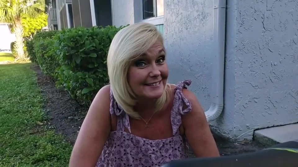 Playful Gilf Kitchen Sex