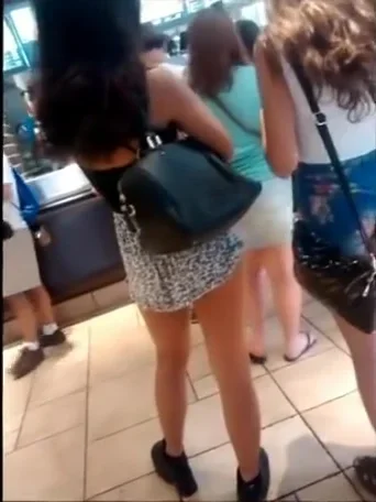 Candid two bubble butt teens 18+ in short shorts