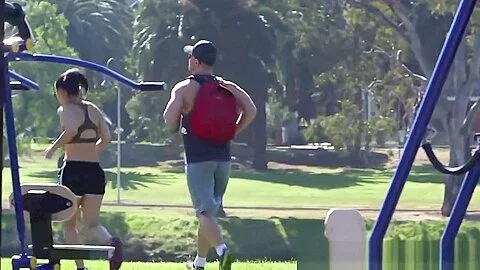 Real amateur pisses on boyfriends dick