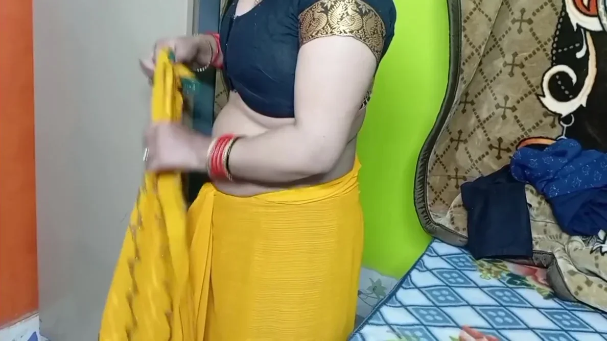 Indian Beautiful Bhabhi In Yellow Color Sari