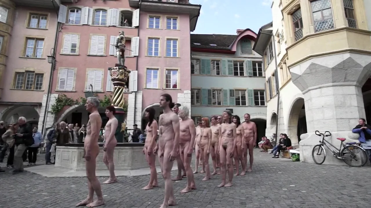 Naked on Stage-78 N8