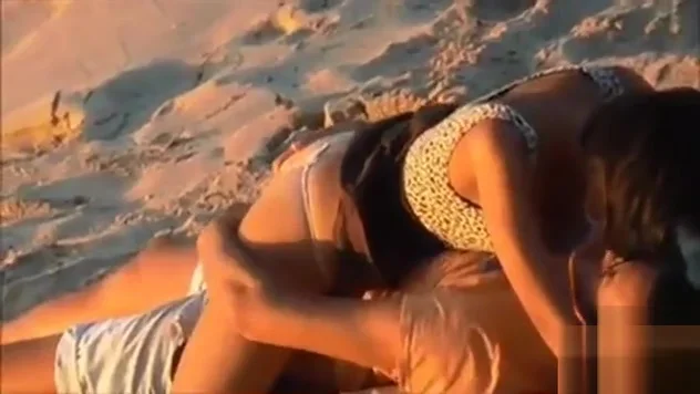 Real Video Couple Caught Fucking On An Empty Beach