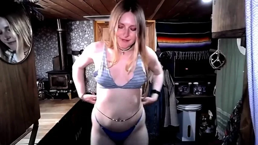 Blonde teen fucks her bun with sex toy and does blowjob
