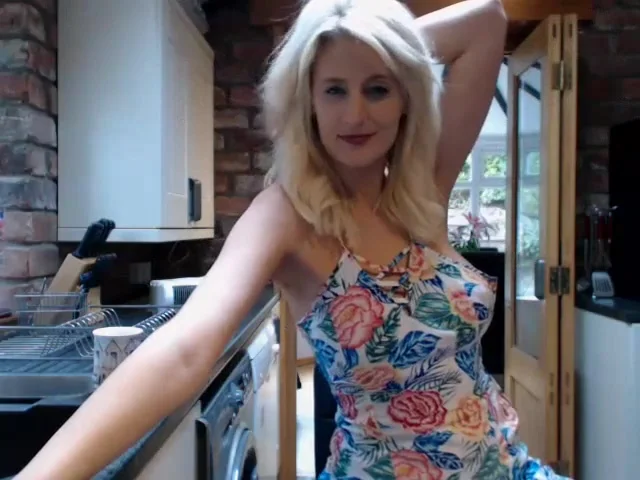 Chaturbate Camgirl English rose 2016-09-19 1317 webcam