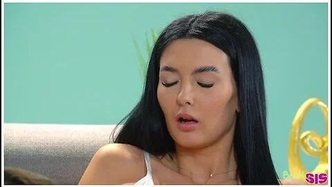 My Bossy Stepsister Finally Lets Me Get It - S28:E9