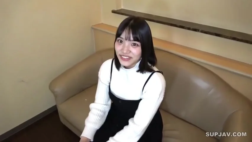 Limited Release Due To Various Circumstances, It Will Be Deleted In 3 Days! A Super Cute Amateur Girl Has Arrived! I Decided To Have Two Consecutive Vaginal Cum Shots Because The Style Was Outstanding In The Buttocks That I Like Easy Delivery Type, And