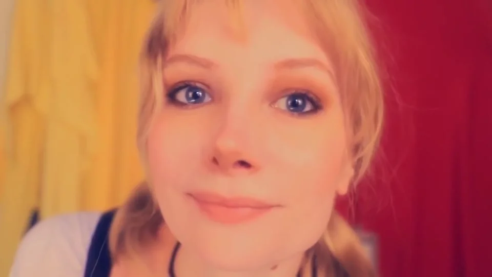 Amateur Blonde teen 18+ Softcore Erotic Video