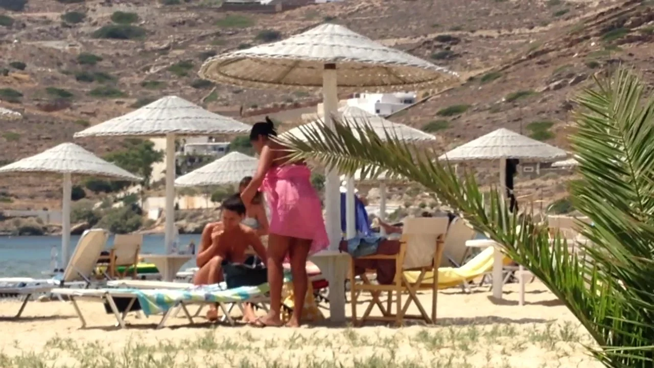 Beach ladies