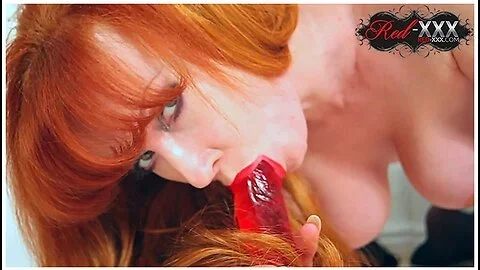 Big Tit Mature Red Xxx Gets Off In Her Sexy Nylons