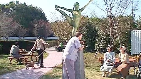 Cosplay Porn: Public Painted Statue Fuck 1