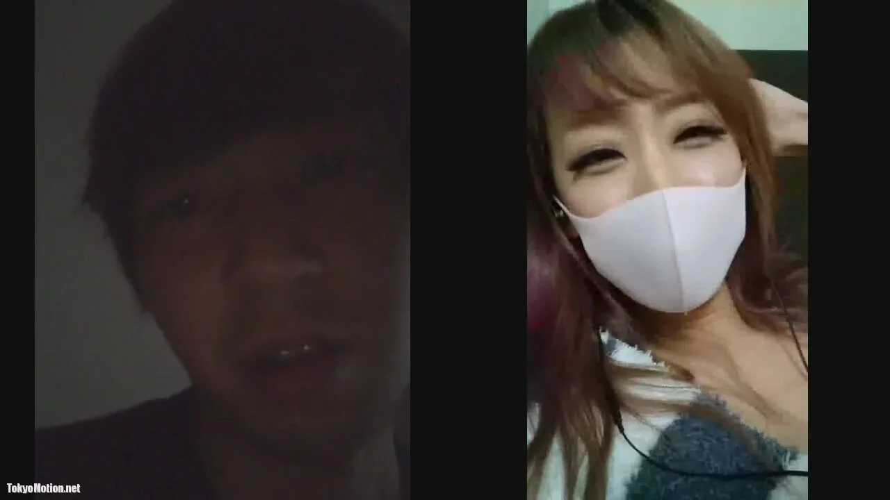 Smartphone personal shooting I masturbated with a beautiful breasted gal with a shaved pussy on Skype♪.131