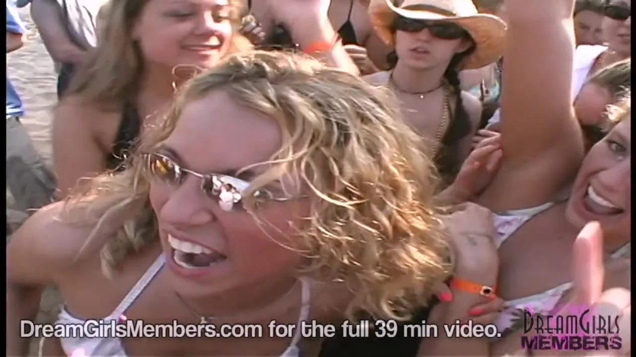 Bikinis Boobs & Pussy At Wild Texas Beach Party - DreamGirlsMembers