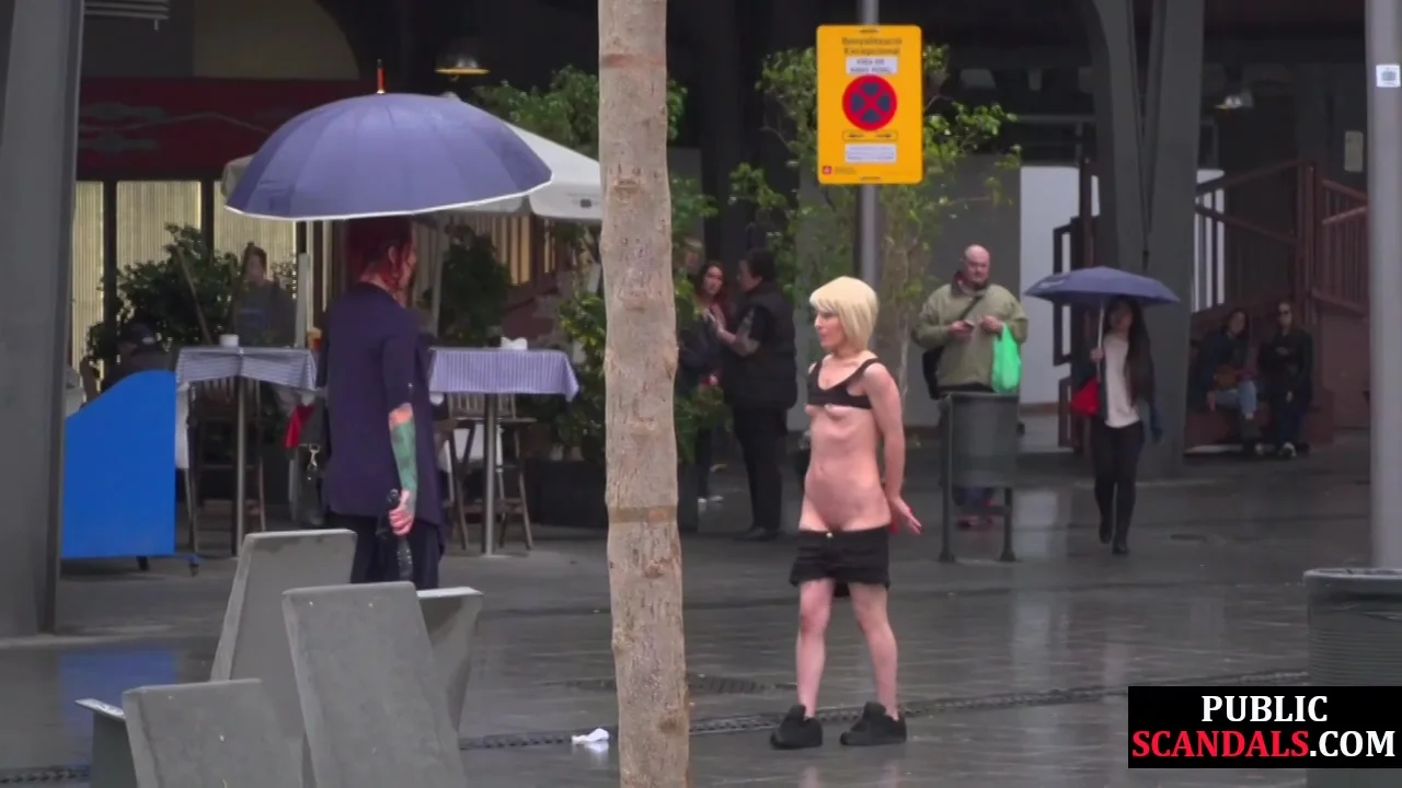 Lezdom Redhead Milf Shows teen 18+ Bondservant Outdoor In Publi