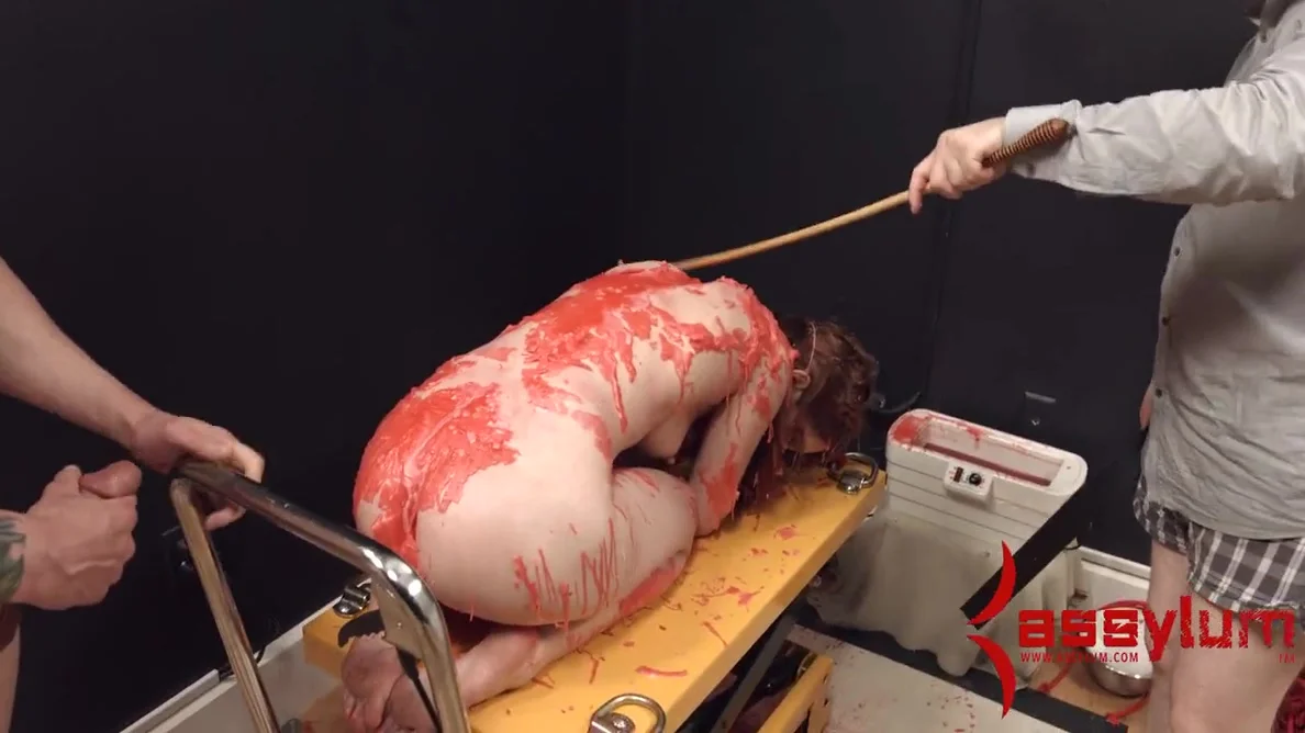 Hot Wax And Anal For Horny Bdsm Loving Babe