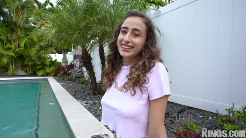 Scarlett Page Newbie Showing How Much She Loves Anal