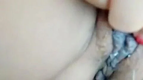 Chinese girlfriend wet masturbation and orgasm