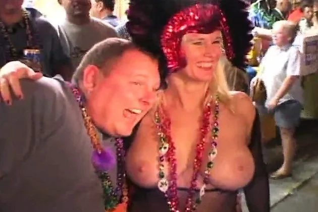 College girls showing off their fabulous bodies and kissing in public