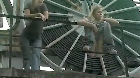 Pissing - 9