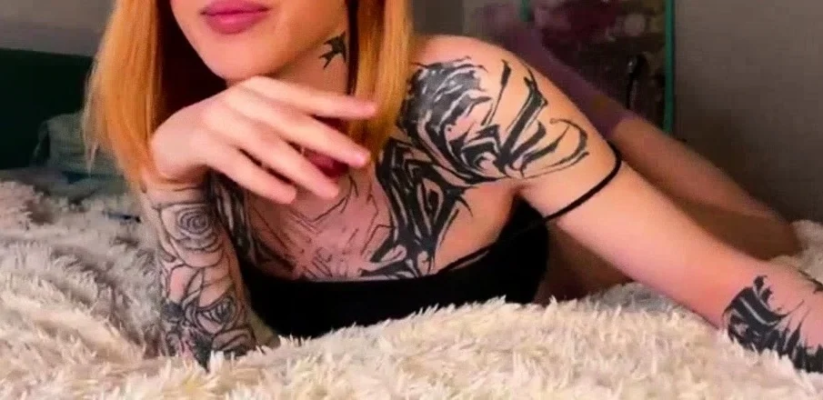 Amazing SheBabe gets fuck by Boyfriend Live on WebCam Part 2