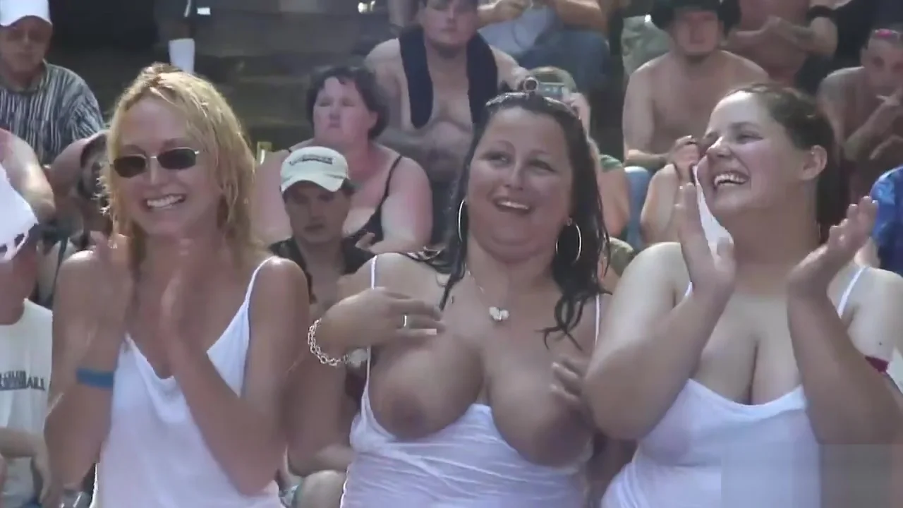Horny girls strip at the party