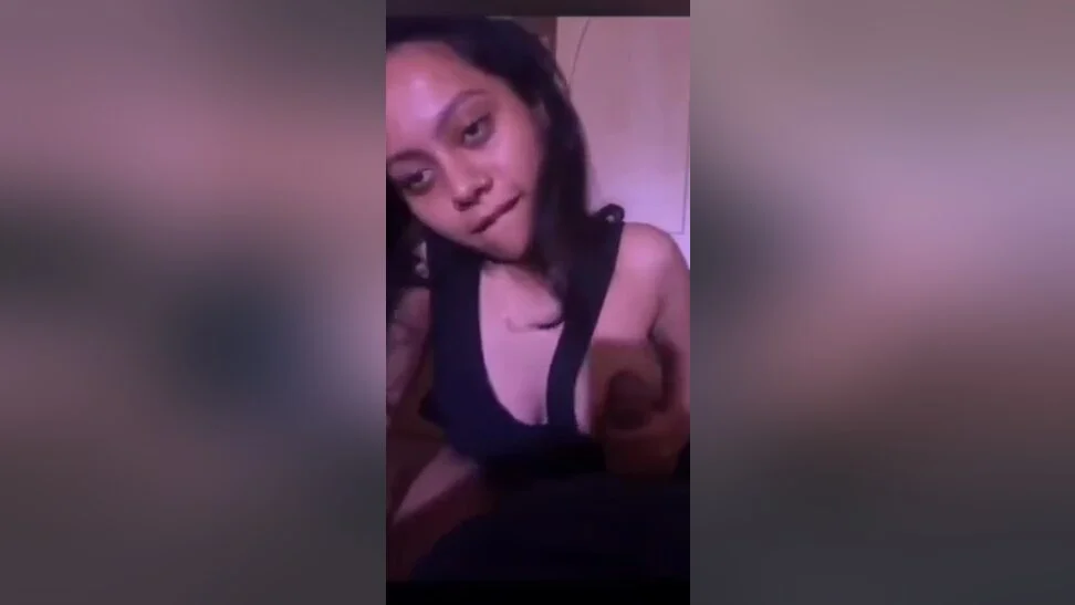 Today Exclusive-desi Chick Give Handjob