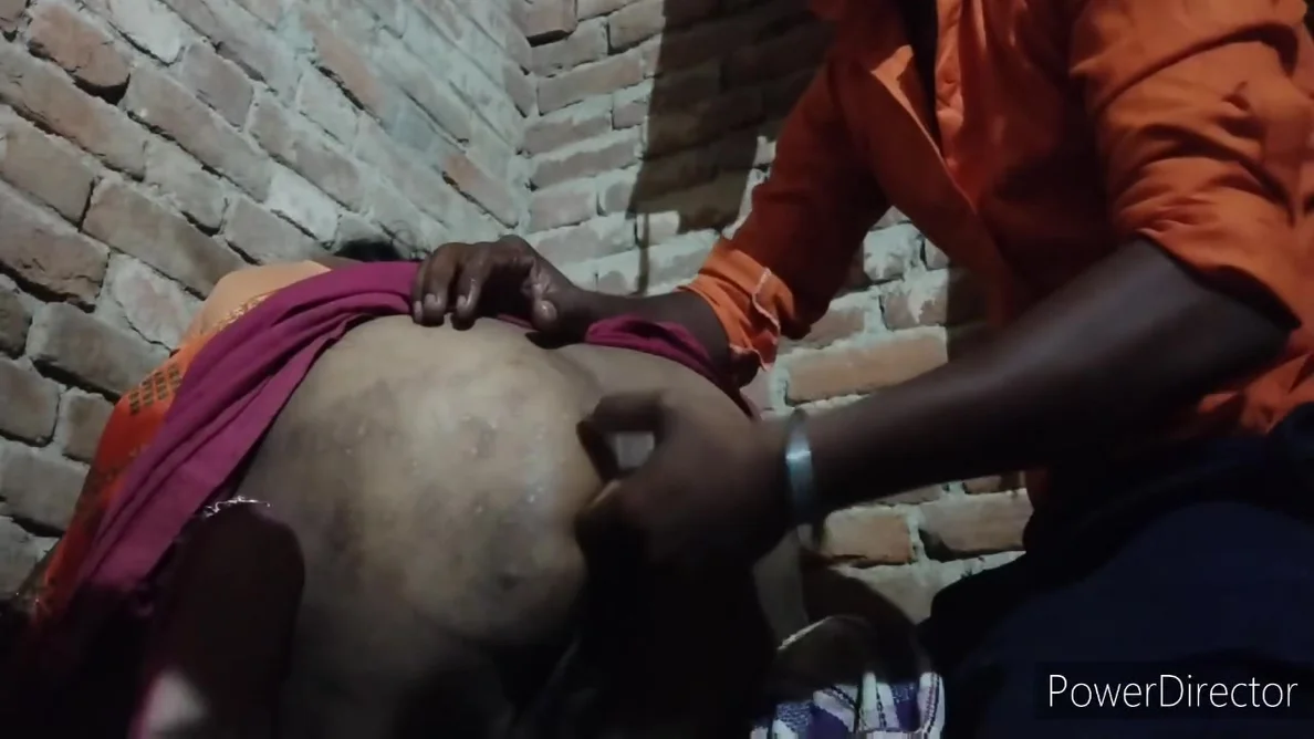 Desi Bhabhi Ass Kicked
