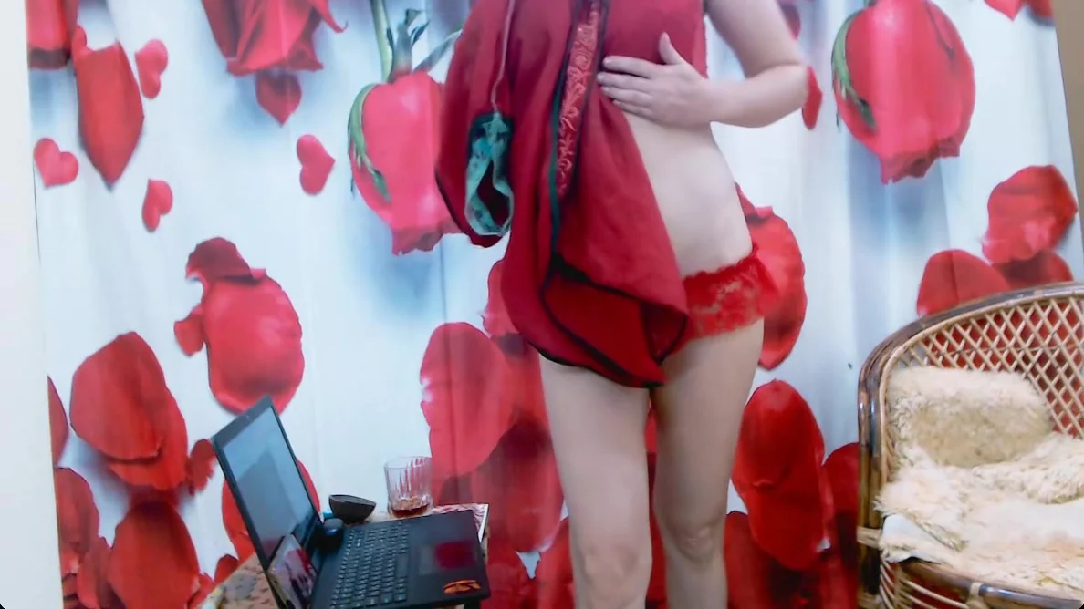Hot Body Wife - Natural Tight